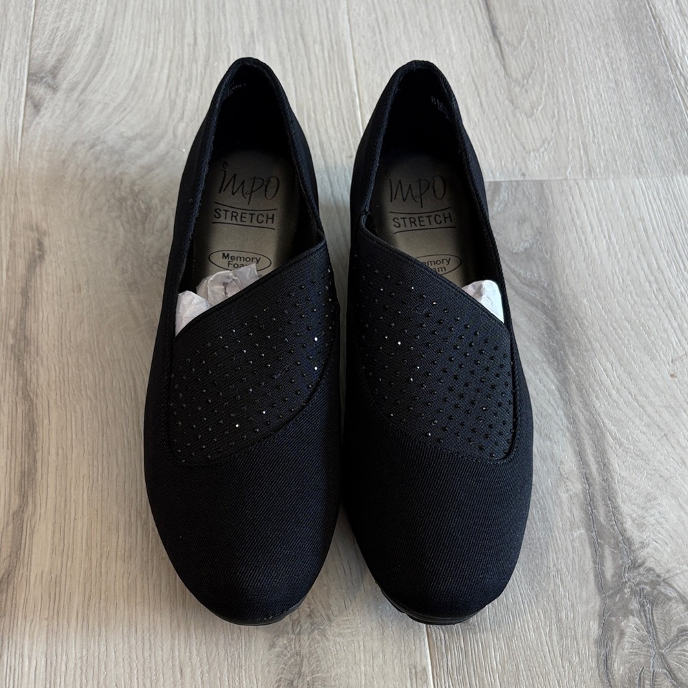 Impo Women's Black Stretch Loafers